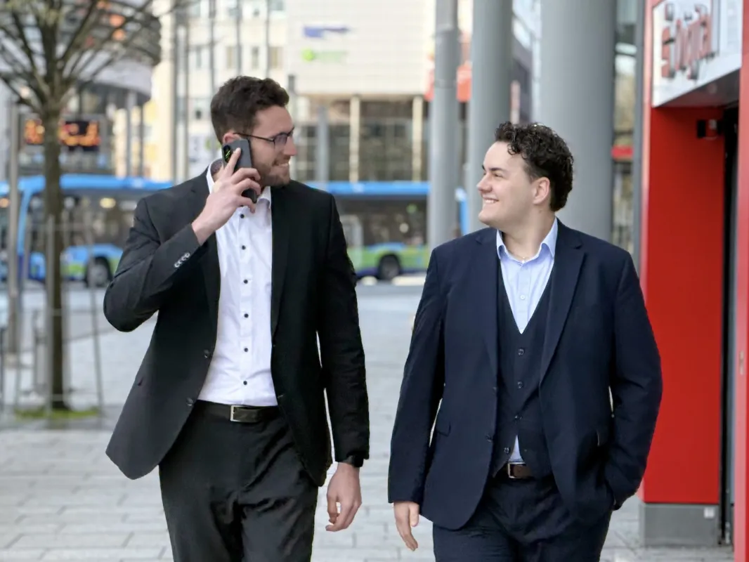 Firmenkundenberater im Gespräch